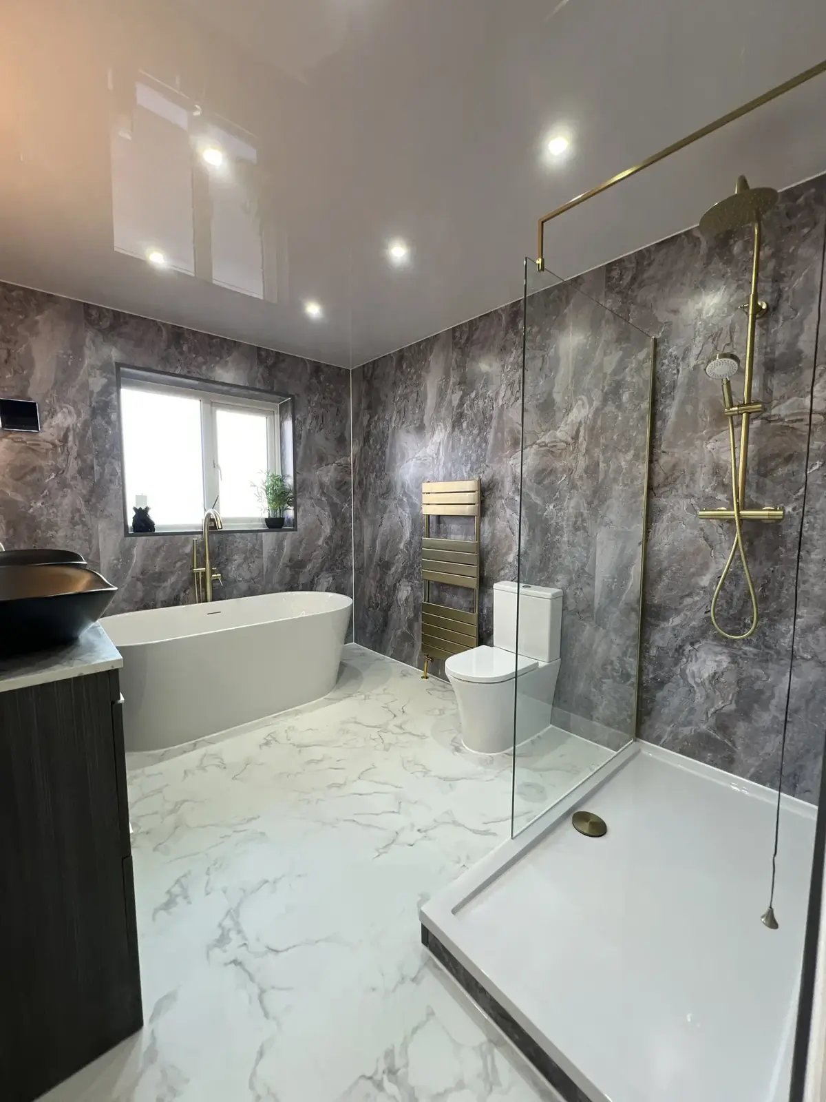 Signature bathroom package example photograph